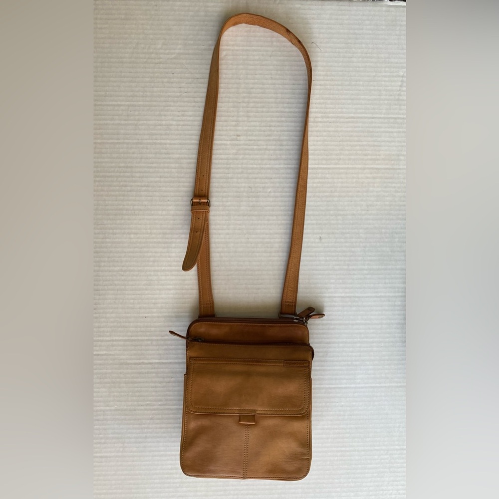 Fossil Explorer Crossbody Natural Tan - Picture 3 of 14